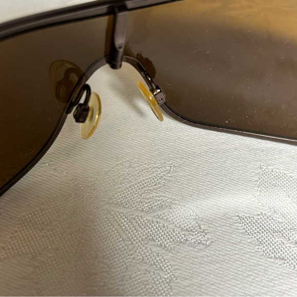 Oakley Liv Sunglasses 05-670 Polished Chocolate/Dark Bronze - Picture 8 of 8